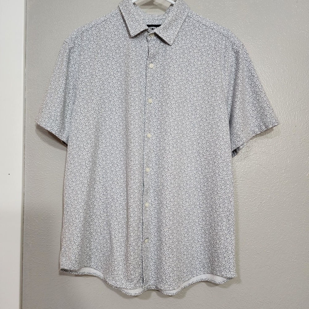 Express Mens XL Short Sleeve Button Front Shirt Gray White Floral Pattern Casual
